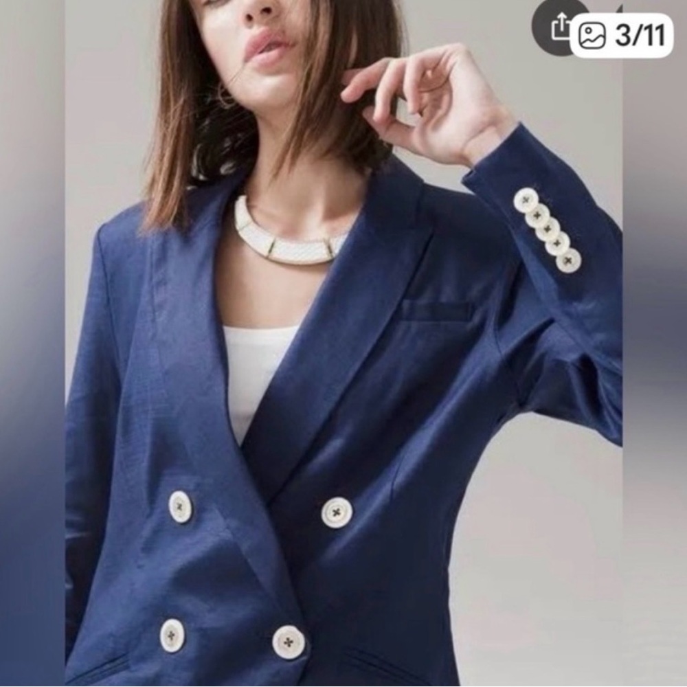NWT White House Black Market Navy Double-Breasted Blazer with Contrast Buttons